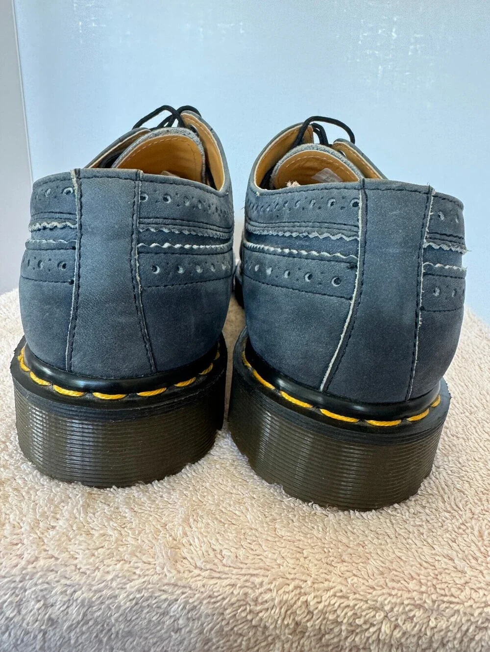 Dr Martens 3989 England Blue Suede Wingtip Brogue Shoe UK 9